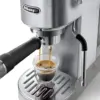 Delonghi EC890.M 15 Barros de Pressão Metal Seleção de Bebidas
