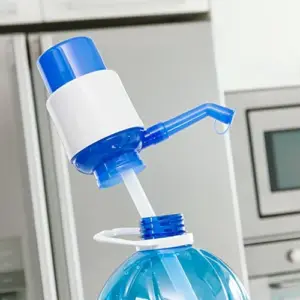 InnovaGoods Dispensador de Água Manual com Adaptadores