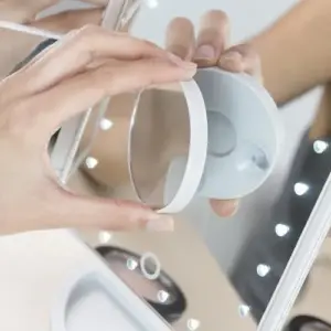 InnovaGoods Espelho LED de Aumento 4 em 1