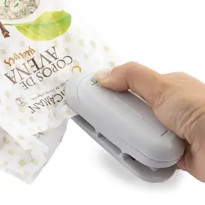 InnovaGoods Selador de Sacos Elétrico com Cortador e Gancho