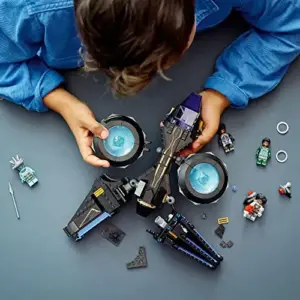 LEGO Marvel 76211 Pássaro do Sol de Shuri Black Panther Wakanda Forever