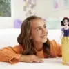 Mattel Princesas Disney Branca de Neve Intercambiável