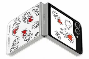 Samsung Galaxy Z Flip6 White Card Wallpaper Capinha Personalizável