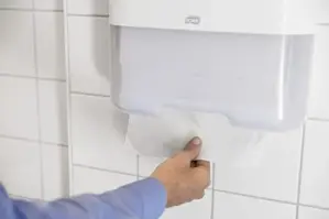 Tork Dispensador de Toalhas de Mão Zig-Zag Mini Branco 29,1cm Design Moderno