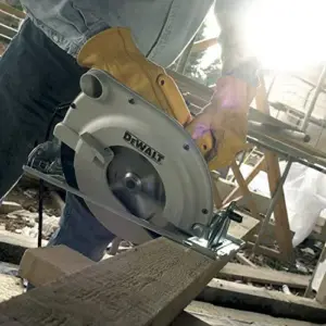 DeWALT D23700-QS Serra Circular Profissional