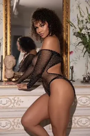 Leg Avenue Body sem Crotchles Brilho Preto