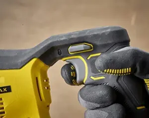 Stanley SFMCS300B-XJ Serra Sabre 18V 140mm