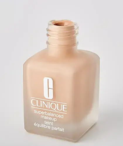 Clinique Superbalanced Silk Maquilhagem Suave com Efeito Sedoso Porcelain Beige 30ml