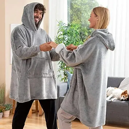 Cobertor polar oversized com mangas e capuz