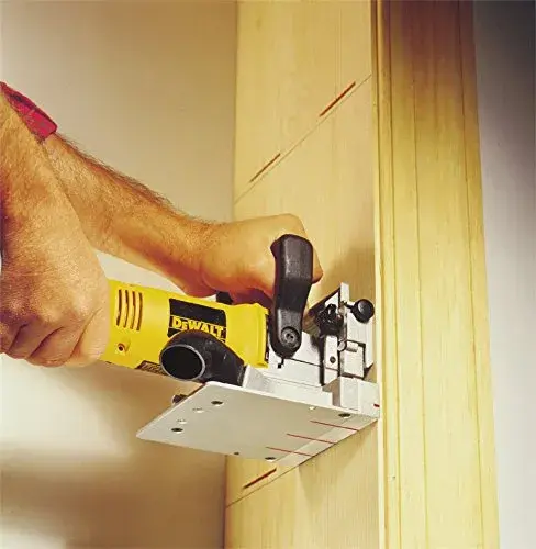 DeWALT Ranhuradora DW682K-QS Ferramenta Profissional