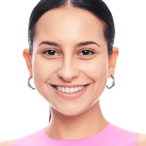 Essence Hydrating Nude 301 Romantic Hidratante