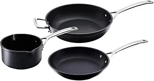 Le Creuset Conjunto de utensílios de alumínio antiaderente 16cm, 24cm e 26cm