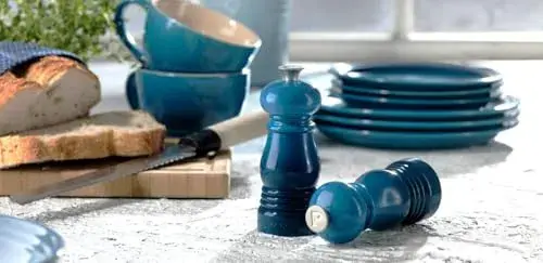 Le Creuset Mini Set de Moinhos de Sal e Pimenta plástico Caribe