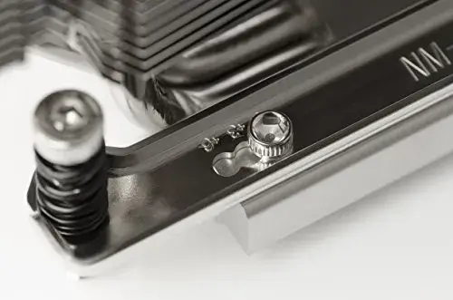 Noctua NH-U9TR4-SP3 Cooler para CPU Silent Preto