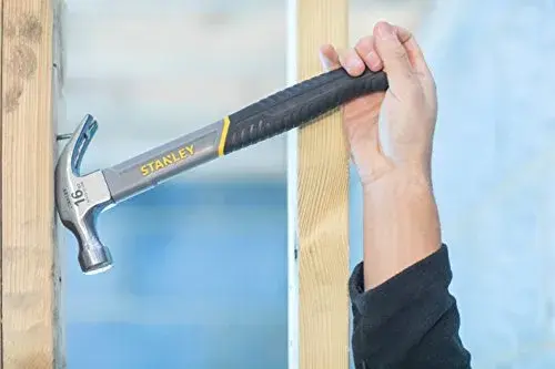 Stanley Martelo de fibra de vidro 20 oz